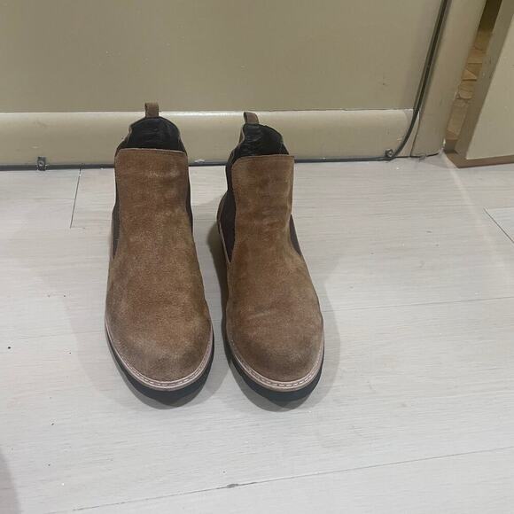 Donald j Pliner Carsyn suede Chelsea boot main image 4